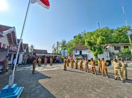 Lurah Sidoharjo Tekankan Disiplin dan Tanggung Jawab Kerja dalam Apel Pagi Pemkal